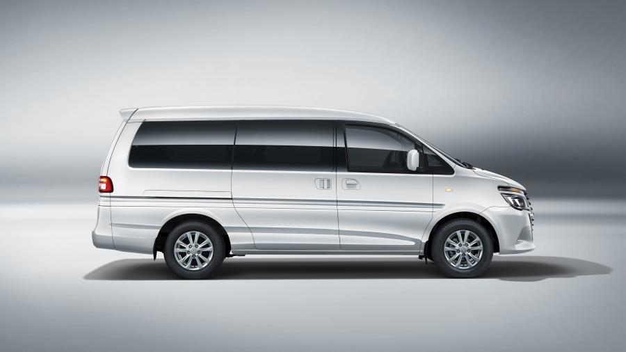  DongFeng Future M5 2020 года  (фото 4 из 8)